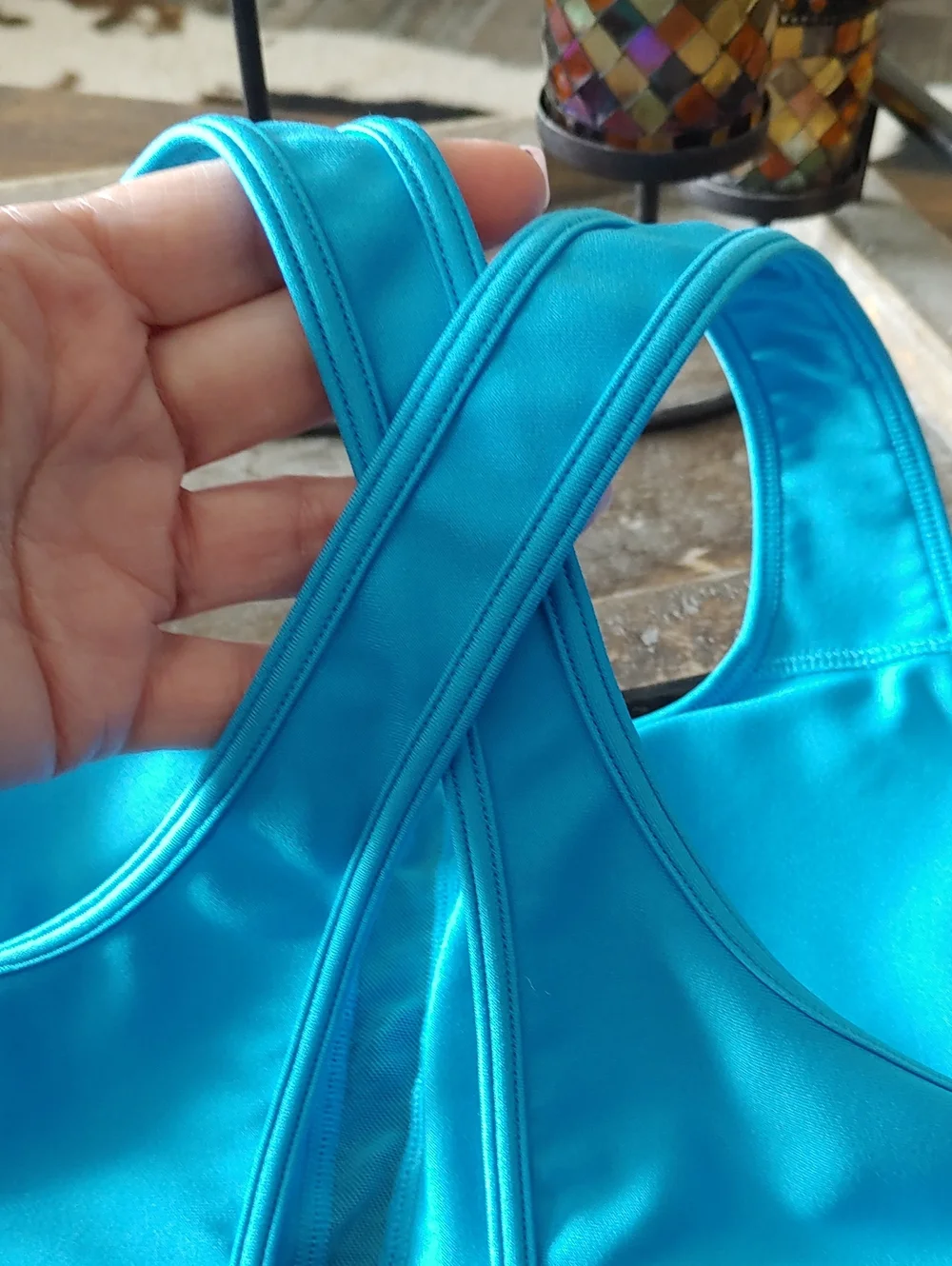 NWOT Under Armour medium Blue Cross Strap Back Padded Sports Bra